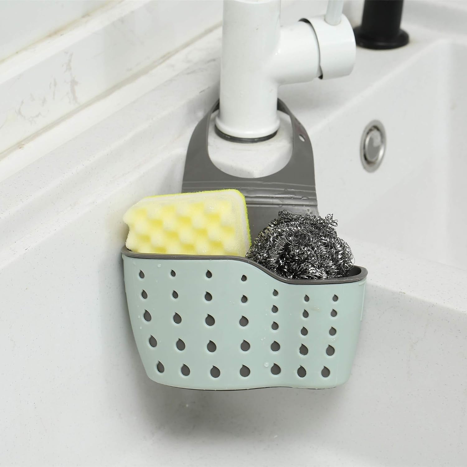 Kitchen Sink Caddy Sponge Holder Silicone Plastic Soap Holder Hanging Ajustable Strap Faucet Caddy with Drain Holes（2 Pack)